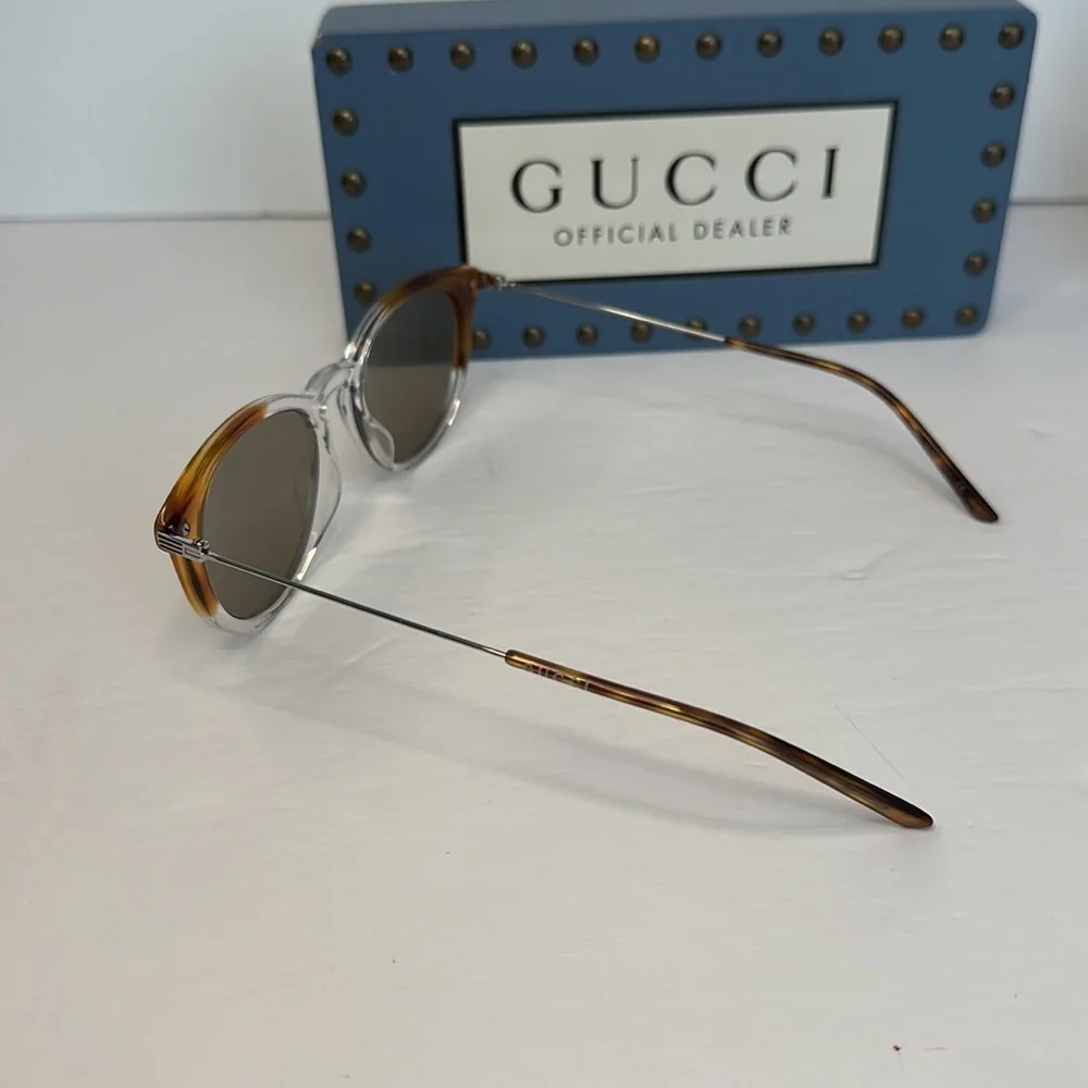 Authentic Gucci Eyewear GG1048s 004 round frame sunglasses